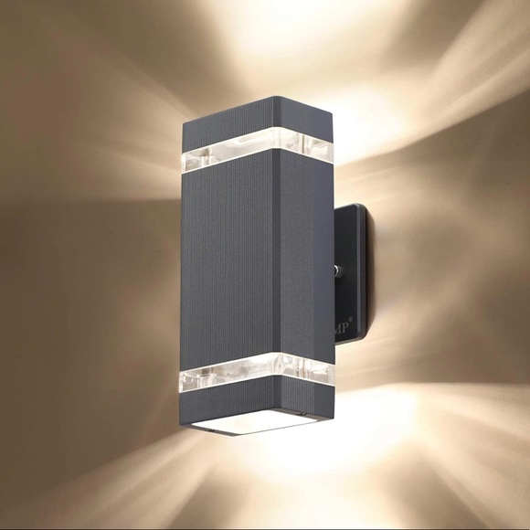 New LED Square Up and Down Lights Outdoor Wall Light - Picture 3 of 6